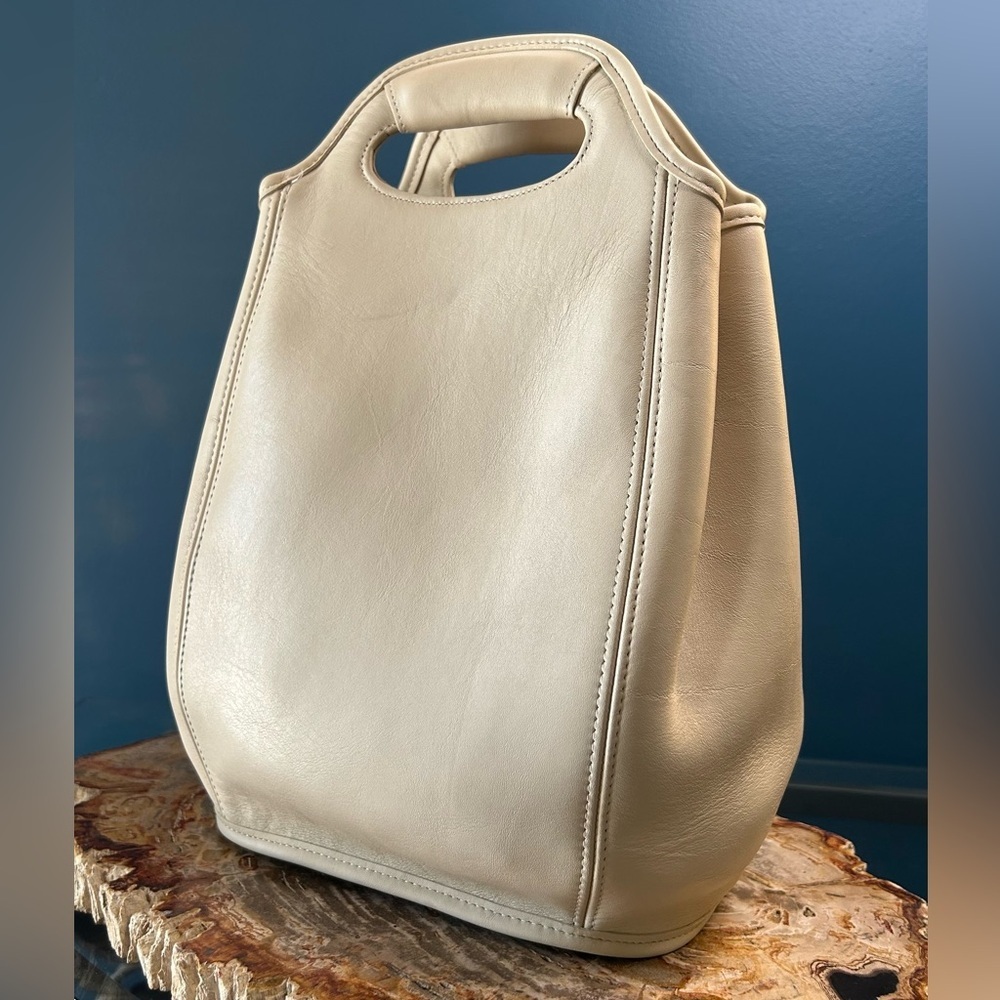 Vintage COACH Drawstring Backpack Bone White Shop… - image 5